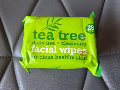 Buy & Sell West Midlands Wolverhampton - Photos for New 2pk Tea Tree Facial Wipes