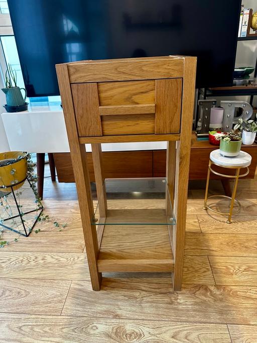 Buy & Sell North London Tottenham Hale - N17 - Photos for 100% real oak tall side table M&S