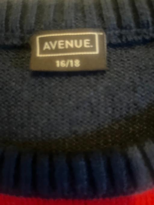 Buy & Sell East London Highams Park - East London - Photos for AVENUE Christmas jumper