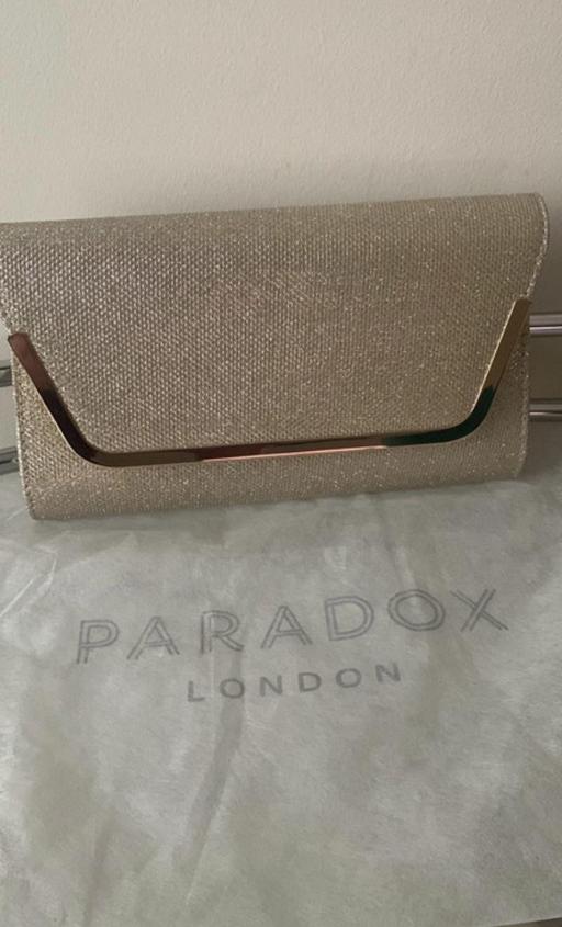 Buy & Sell Central London Holborn - Central London - Photos for Paradox GOLD clutch bag