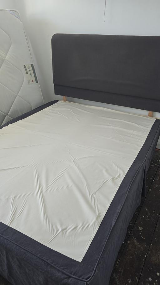 Buy & Sell South West London Tooting Bec - South West London - Photos for kingsize bed base