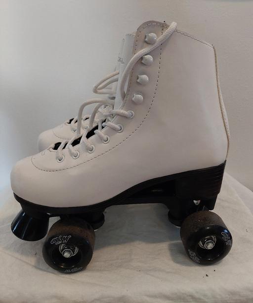 Buy & Sell West Midlands Wolverhampton - Photos for No Fear White Roller Skates - Size 5