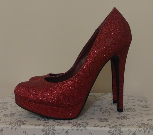 Buy & Sell West Midlands Wolverhampton - Photos for Shoebox red shoes size 5