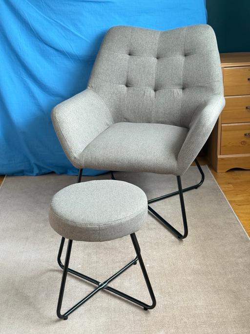 Buy & Sell Hertfordshire North Hertfordshire - Photos for Armchair with footrest