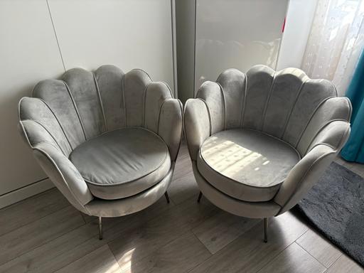 Buy & Sell South West London Balham - South West London - Photos for Beautiful Grey Scalloped Chair