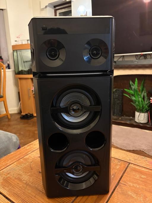 Buy & Sell Surrey Spelthorne - Photos for Panasonic Bluetooth speaker