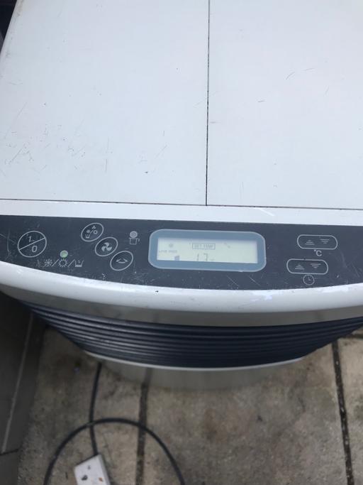 Buy & Sell East London Plaistow - East London - Photos for I have this AIR Conditioner unit.