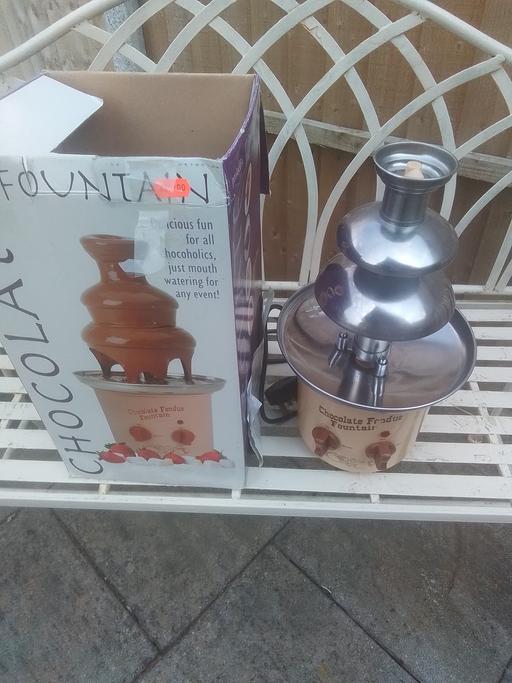 Buy & Sell West Midlands Walsall - Photos for PROLECTRIX CHOCOLATE FOUNTAIN IN BOX