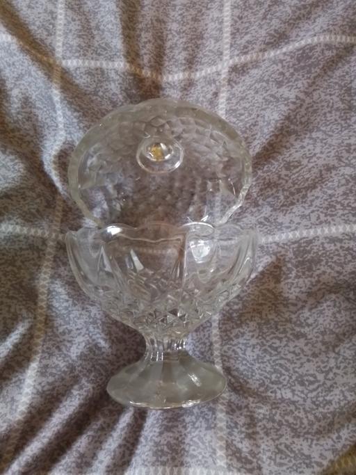 Buy & Sell West Midlands Walsall - Photos for vintage cut glass crystal sweet dish
