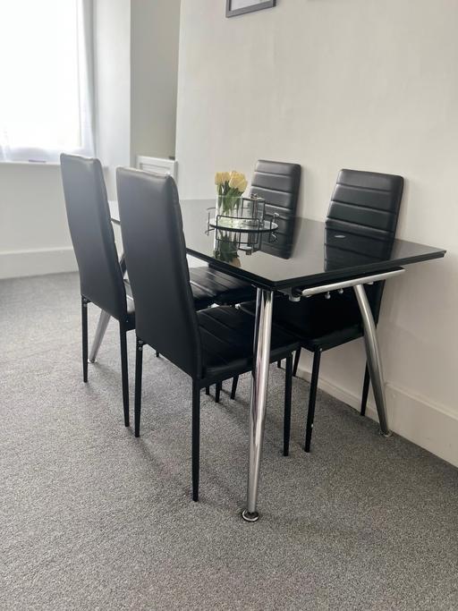 Buy & Sell East London Bromley by Bow - East London - Photos for Dining table and chairs collection only