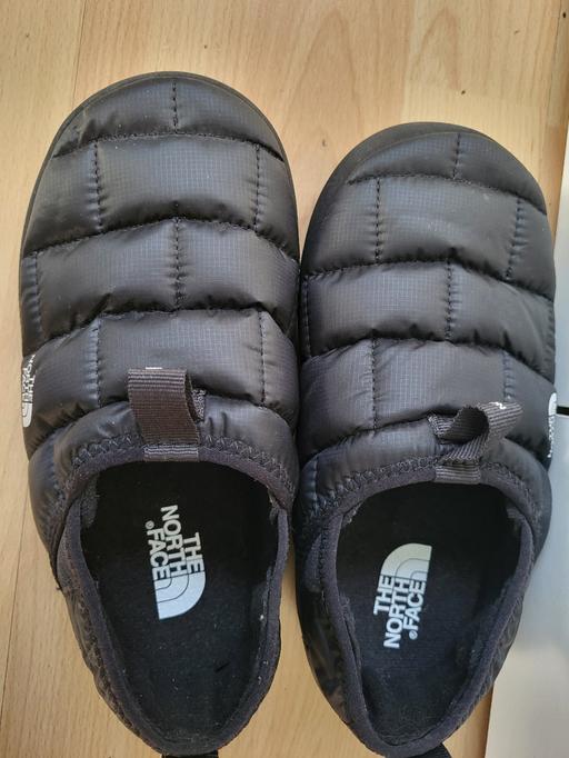 Buy & Sell East London Cann Hall - East London - Photos for The North Face Kids Thermoball Slippers NEW S