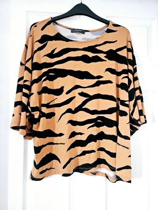 Buy & Sell South Yorkshire Doncaster - Photos for T-shirt, size 18.