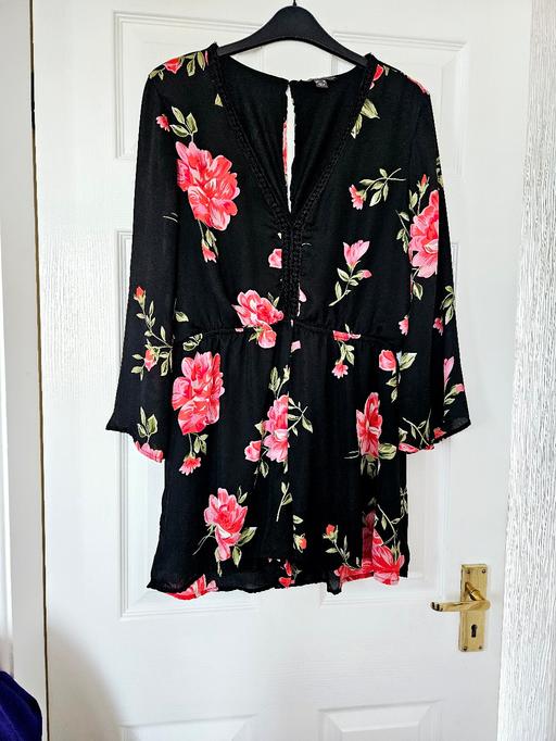 Buy & Sell South Yorkshire Doncaster - Photos for Gorgeous playsuit, size 16.
