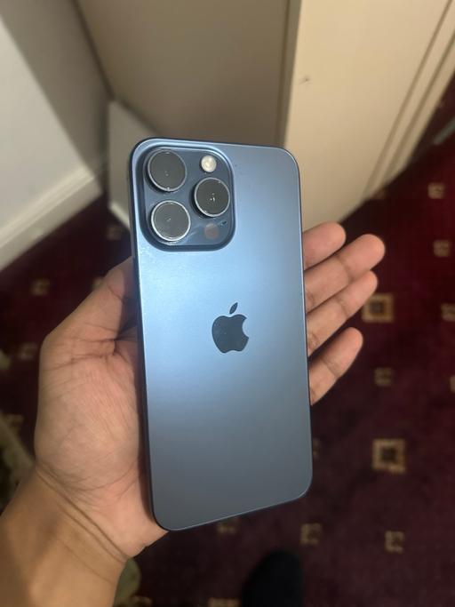 Buy & Sell West Midlands Sandwell - Photos for iPhone 15 Pro Max 256GB MINT CONDITION
