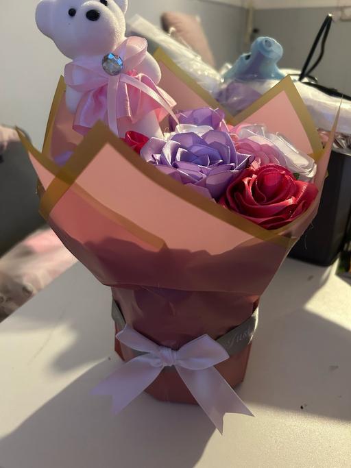 Buy & Sell East London South Hackney - East London - Photos for ribbon roses bouquet