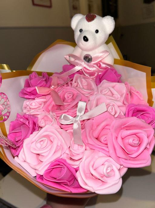 Buy & Sell East London Hackney - Photos for pink foam roses bouquet