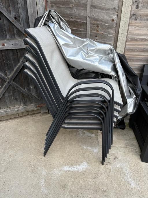 Buy & Sell Slough Langley - Slough - Photos for Garden table & chairs
