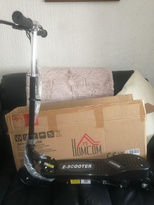 Buy & Sell West Midlands Wolverhampton - Photos for New Homcom AA1-056VO2BK ELECTRIC foldable