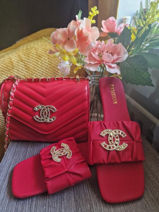 Buy & Sell Kent Gravesham - Photos for pretty initial c bag and matching shoes