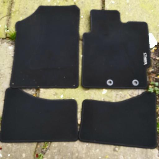 Vehicles Lancashire South Ribble - Photos for TOYOTA YARIS CAR MATS