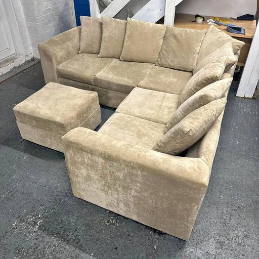 Buy & Sell South Yorkshire Barnsley - Photos for Dual Arm Sofa plus Footstool