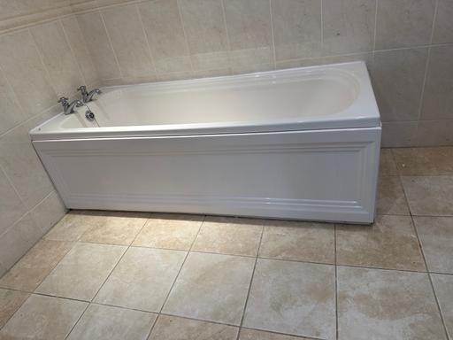 Buy & Sell West Midlands Birmingham - Photos for Complete dolmite bath with taps 