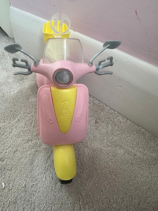 Buy & Sell East London Redbridge - Photos for Barbie Vespa Motorbike