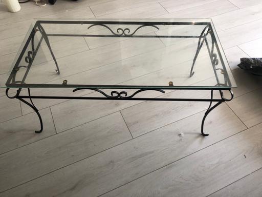 Buy & Sell Essex Epping Forest - Photos for Coffee table free 