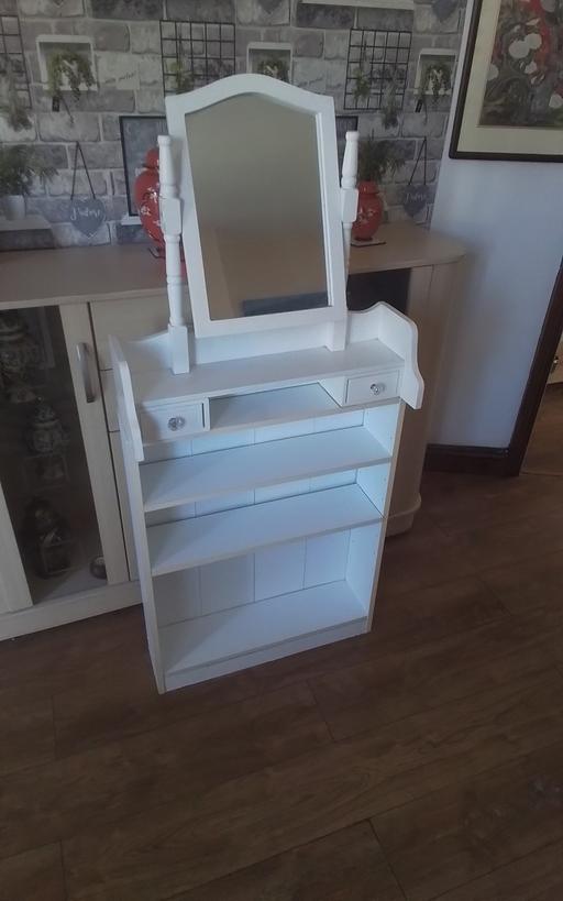 Buy & Sell Greater Manchester Wigan - Photos for BOOKCASE AND MIRROR
