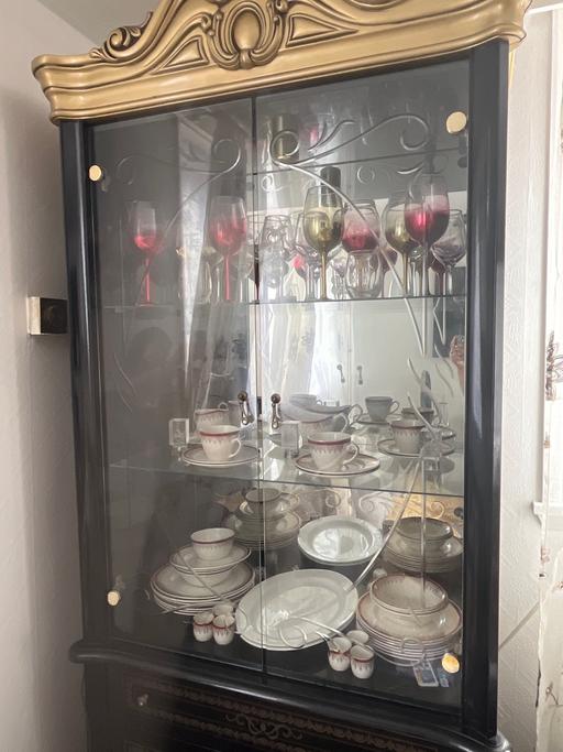Buy & Sell North London Ponders End - North London - Photos for Display cabinet