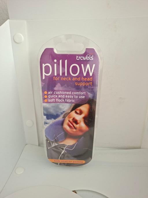 Buy & Sell South East London Crossness - South East London - Photos for Travels Pillow