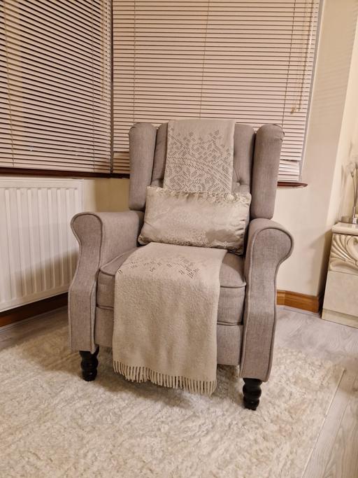 Buy & Sell Barking and Dagenham Barking - Barking and Dagenham - Photos for Armchair on SALE