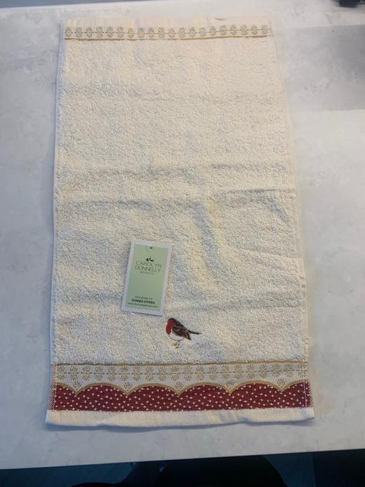 Buy & Sell North London Upper Holloway - North London - Photos for Christmas hand towel