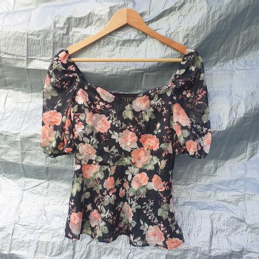 Buy & Sell West Midlands Dudley - Photos for Lipsy Black Floral Sweetheart Neck Top Blouse