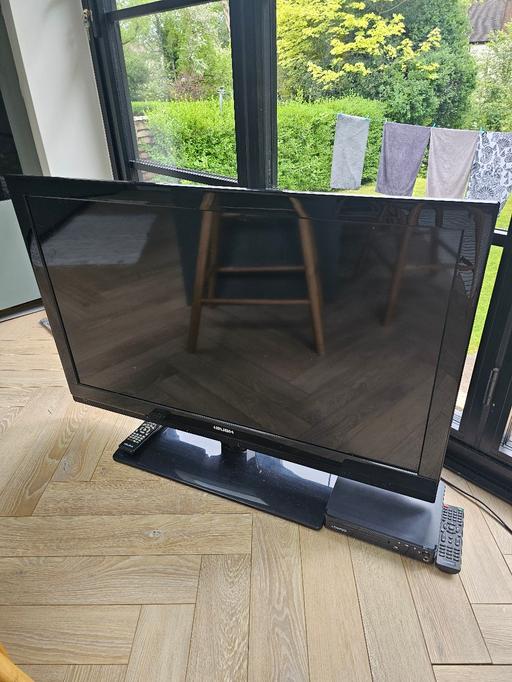Buy & Sell West Midlands Wolverhampton - Photos for 40 inch bush HD tv