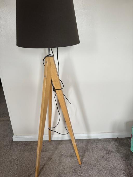 Buy & Sell South Yorkshire Sheffield - Photos for Tripod floor lamp