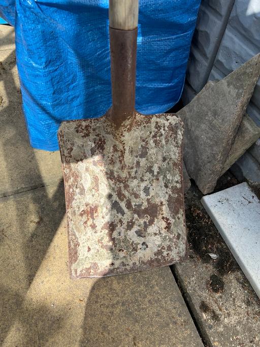 Buy & Sell Bexley Sidcup - Bexley - Photos for GARDEN SHOVEL.. GOOD & SOLID