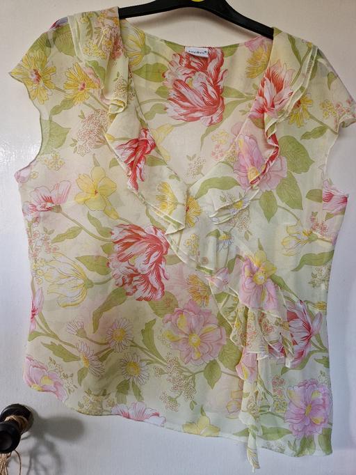 Buy & Sell Oadby Oadby and Wigston - Photos for (18) Ladies top