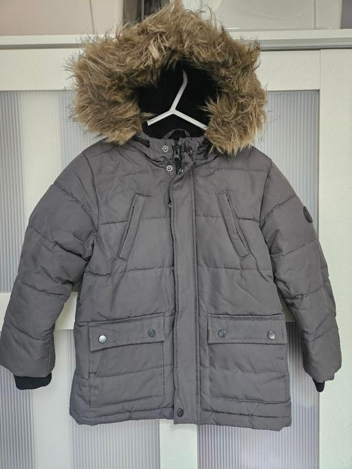 Buy & Sell Halton Weston Point - Watford - Photos for Age 4-5 PRIMARK coat