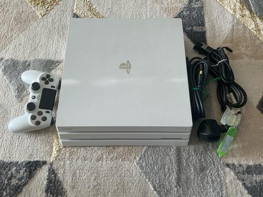 Buy & Sell Gloucestershire South Gloucestershire - Photos for PlayStation 4 Pro