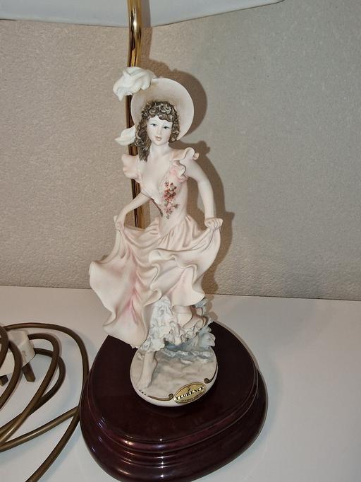 Buy & Sell Warrington Warrington Town Centre - Warrington - Photos for Giuseppe Armani Capodimonte Table Lamp