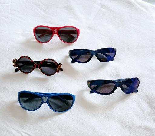 Buy & Sell West Midlands Dudley - Photos for CHILD'S DISNEY SUNGLASSES
