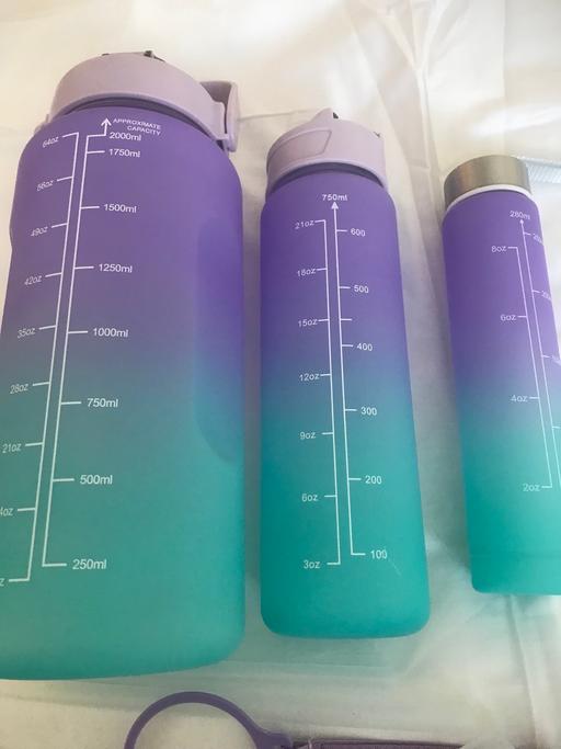 Buy & Sell West Midlands Birmingham - Photos for DRINKING BOTTLES