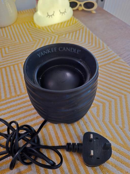 Buy & Sell West Northamptonshire Kings Heath Industrial Estate - West Northamptonshire - Photos for Yankee Candle Wax Warmer