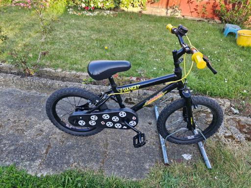 Buy & Sell West London Hillingdon - Photos for KIDS DEMOLITION BIKE BICYCLE