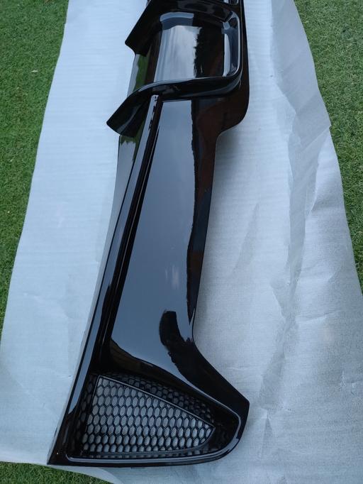 Vehicles West Midlands Sandwell - Photos for Carbon Fiber Look Rear Bumper Diffuser For BM