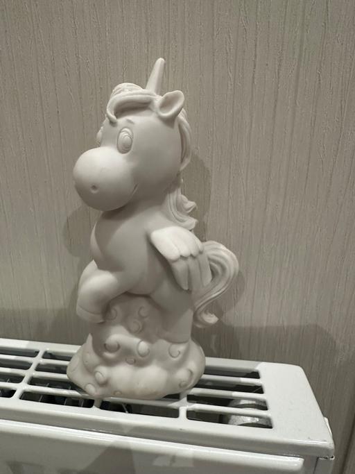 Buy & Sell Flintshire - Wales Gwespyr - Flintshire - Photos for Paint your own unicorn