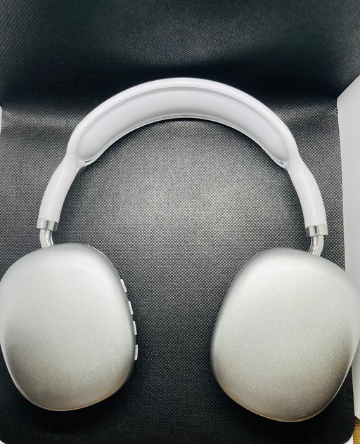 Buy & Sell North West London Colindale - North West London - Photos for White Bluetooth Headphones