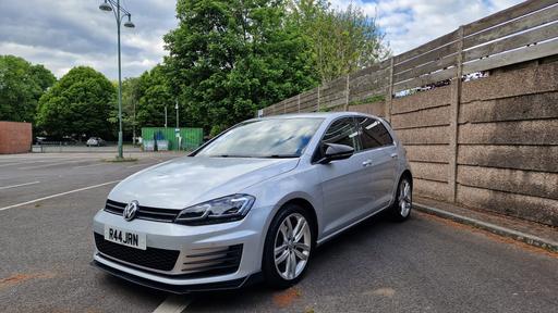 Vehicles West Midlands Wolverhampton - Photos for Volkswagen Golf