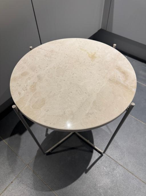 Buy & Sell Greater Manchester Salford - Photos for Folding Round Table